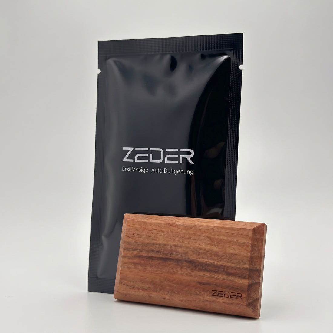 ZEDER AURA yenileme tableti — koku poşeti ve masif ahşap tablet